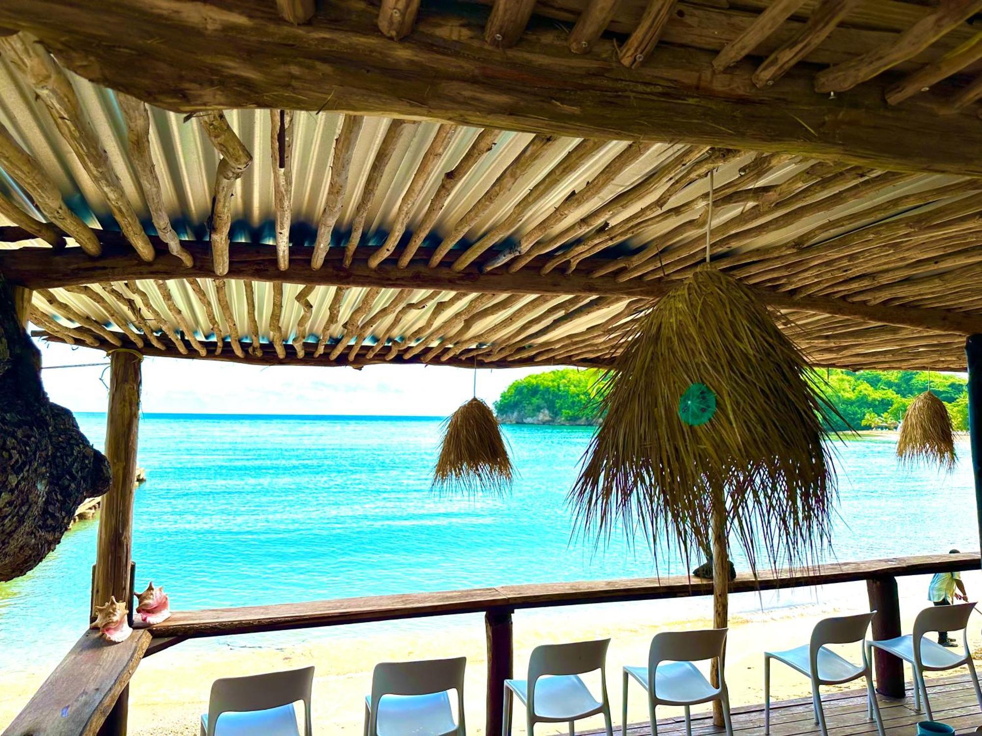 Sand And Tan Beach Hotel Ocho Rios Exterior photo